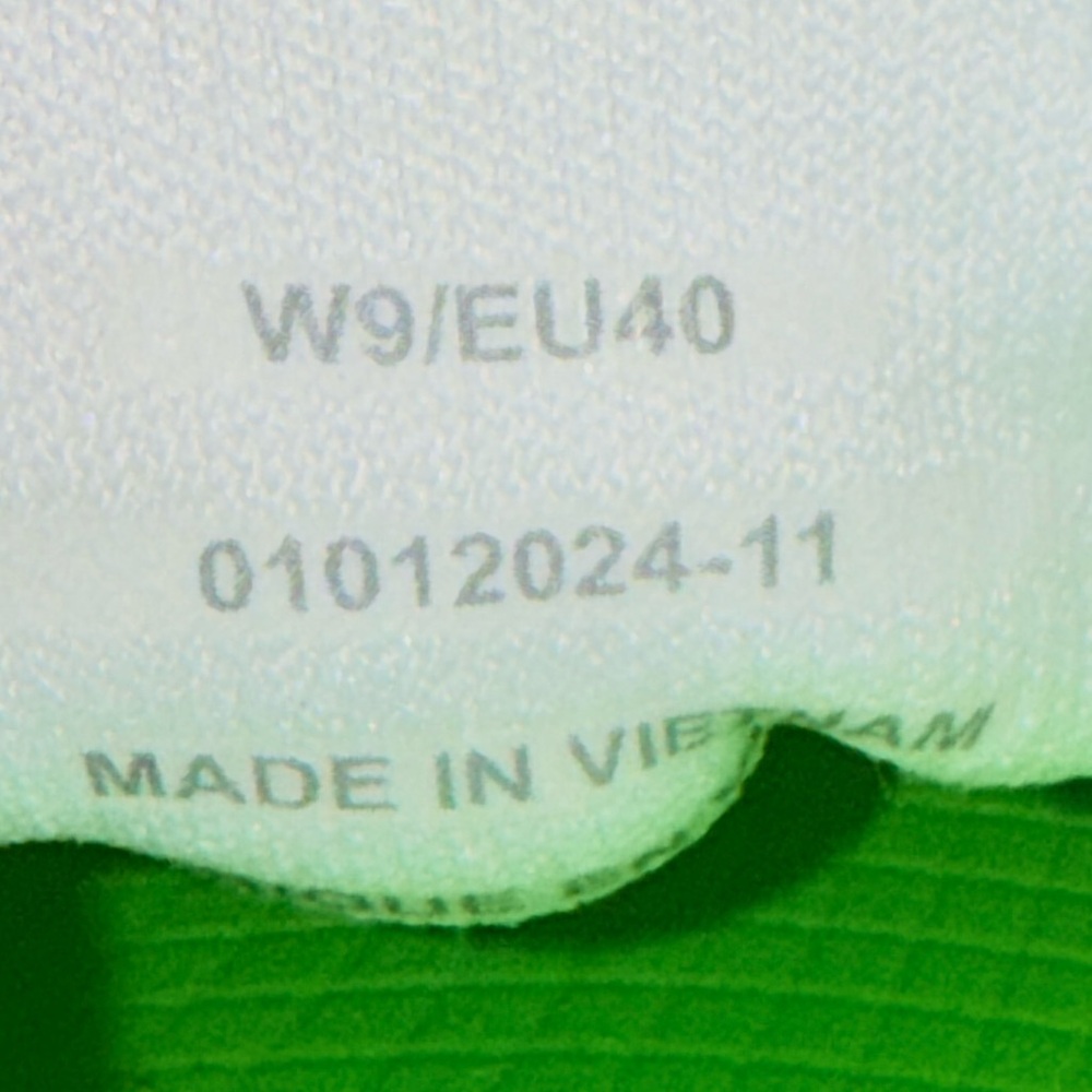 OOFOS Women’s White Athletic Slip-On Sneakers with Light Green Accents - Picture 7 of 8
